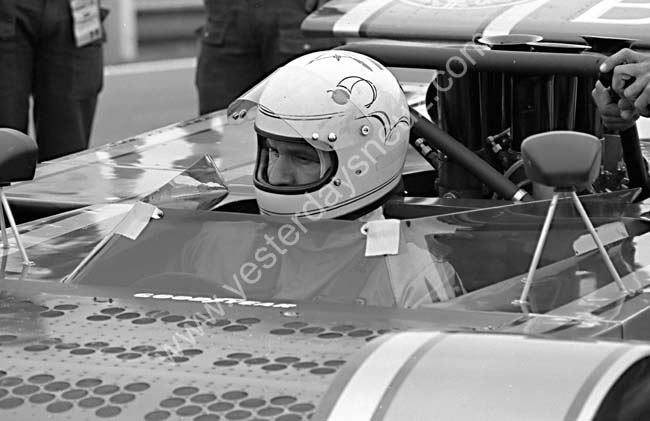 Tom_Heyser in the Roman Brio Lola T260 1