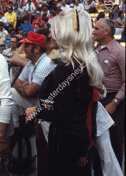 Linda_Vaughn 3
