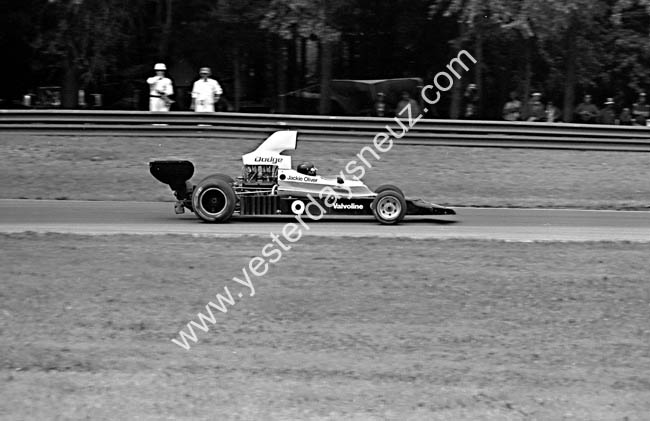 Jackie Oliver 9