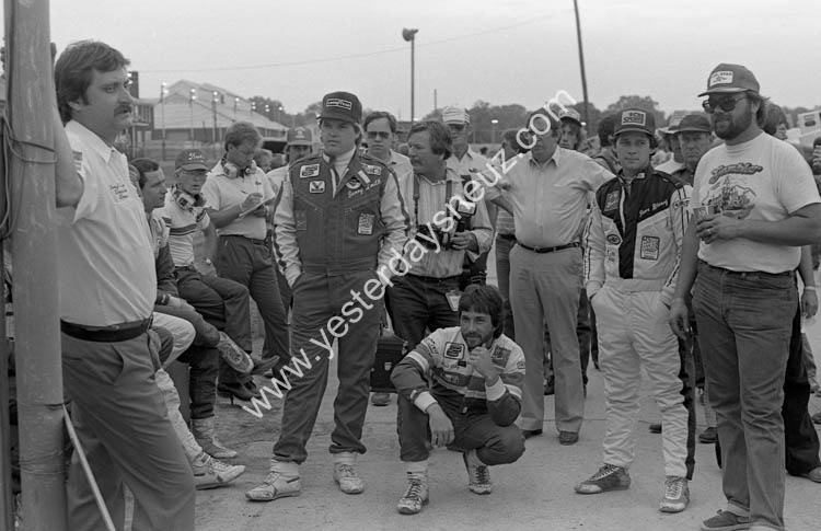ISFG51185-17 Drivers Meeting D. Smith,B.Doty,D.Blaney