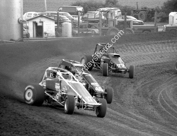 Donnie Beechler(17)  Tim Cox (40) J. Stanbrough (77x)
