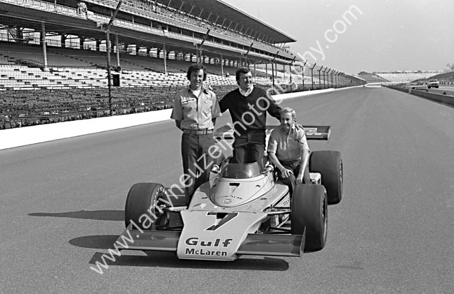 Johnny Rutherford_Teddy_Mayer_Dennis_Daviss