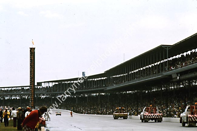 Rain_On_The_Track 1