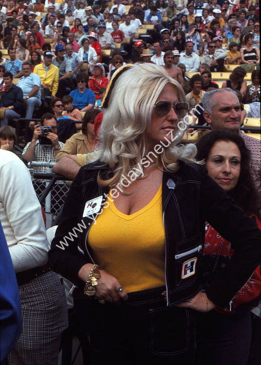 Linda_Vaughn 2