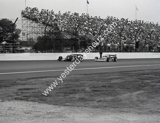 Cars_On_The_Track 7