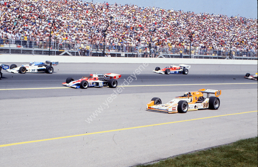 Cars on track1