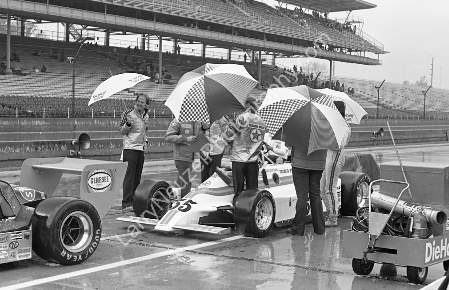 Janet Guthrie3