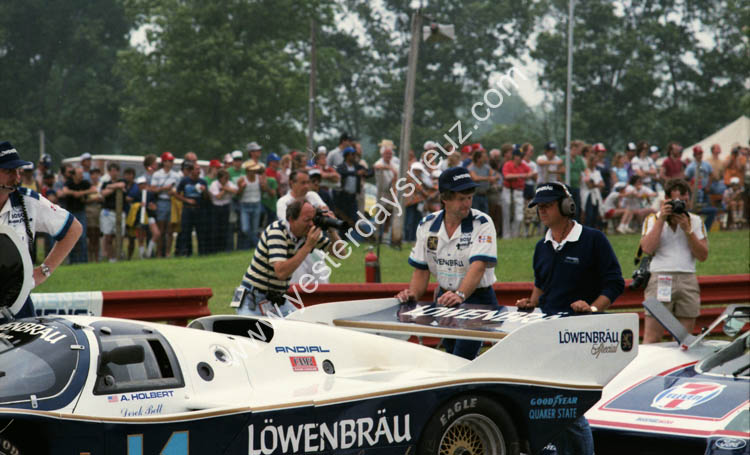 Al Holbert_Derek Bell 17