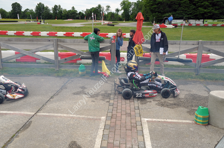 MCC 52921 B404