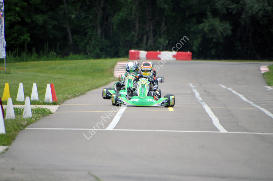 MCC 52921 B464