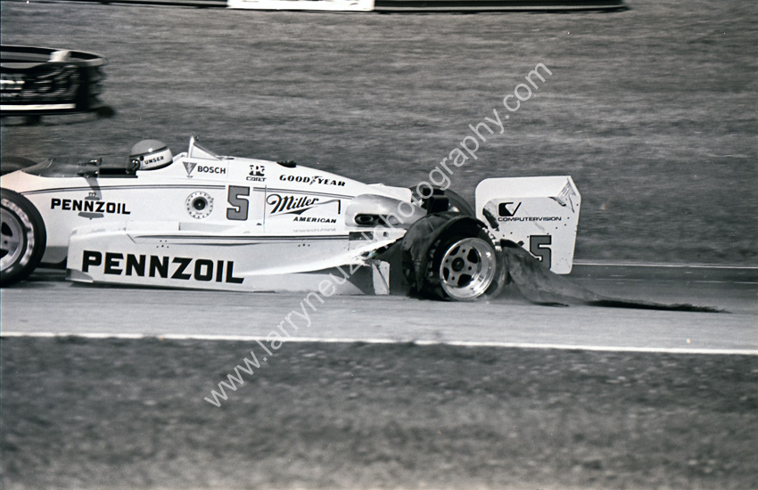 Rick_Mears_Flat_Tire2