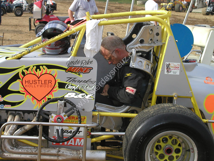 USAC Midgets 8-18-05 017