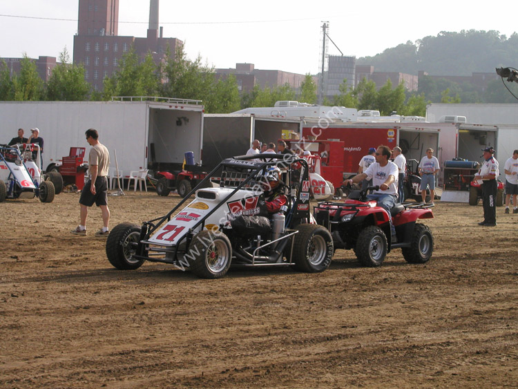 USAC Midgets 8-18-05 033