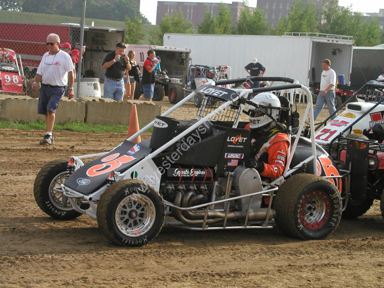 USAC Midgets 8-18-05 035