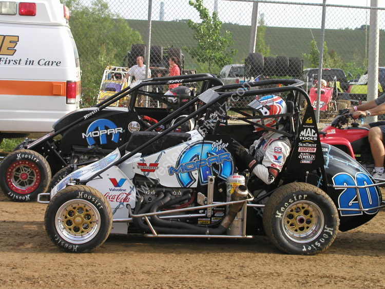 USAC Midgets 8-18-05 046