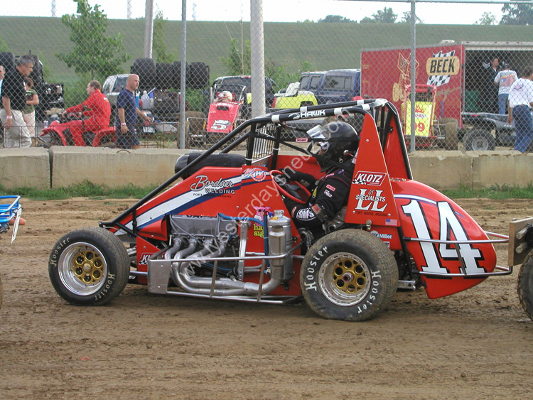 USAC Midgets 8-18-05 056