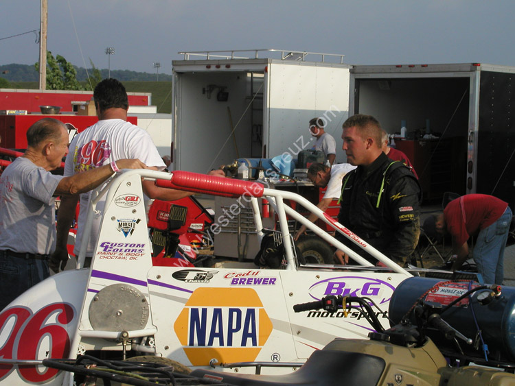 USAC Midgets 8-18-05 093