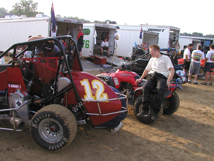 USAC Midgets 8-18-05 112