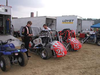 USAC Midgets 8-18-05 022