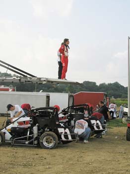 USAC Midgets 8-18-05 099