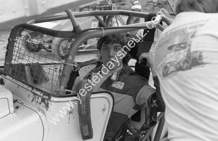 PG52486-11 Robbie Stanley