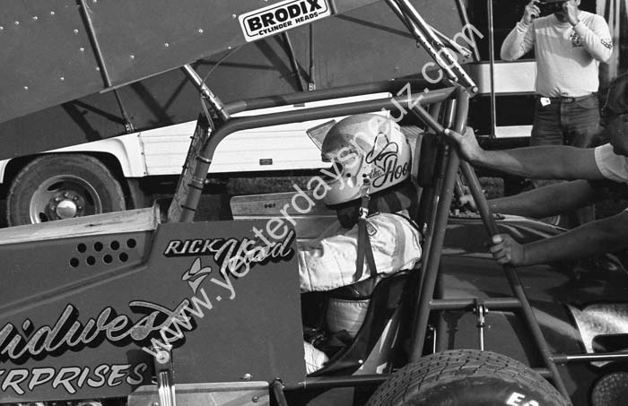 P52487-40 Rick Hood