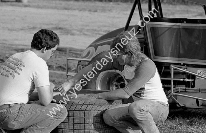 PG52487-15 Kevin Thomas