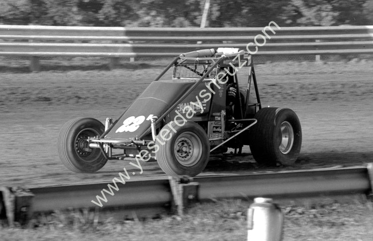 TH100496-31 Doug Kalitta