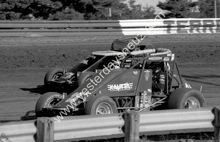 TH100496-64 Doug Kalitta