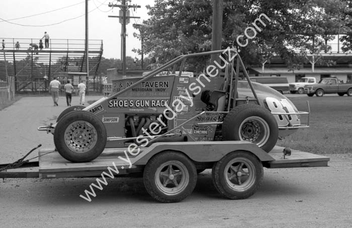 TH71292-12 Mike Blake Car